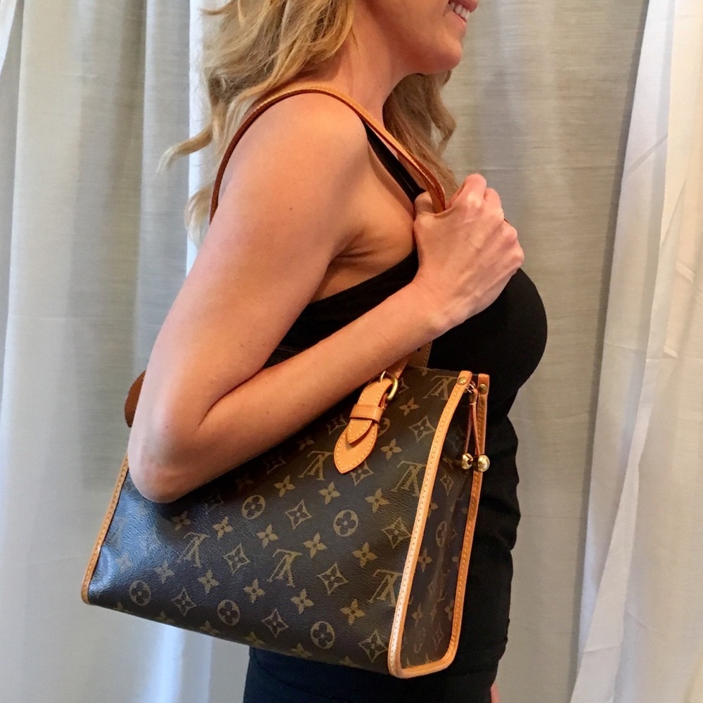 LOUIS VUITTON
Monogram Canvas Popincourt Haut Bag